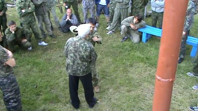 Кадочников А А защита от ударов руками 2009 г ( показ и объяснение техники ) смотреть онлайн