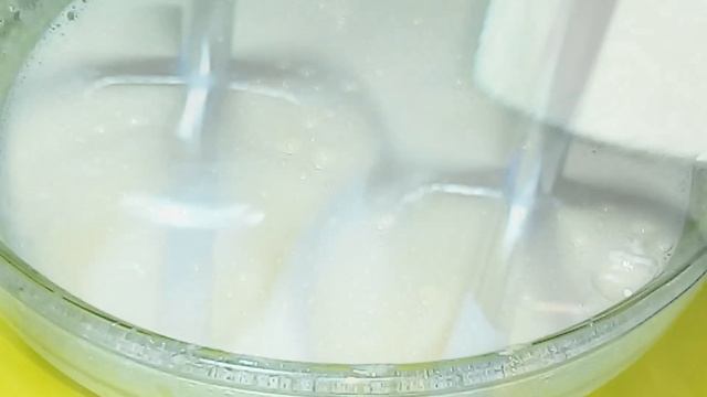 ПЫШНЫЙ пирог НА ЙОГУРТОВОМ ТЕСТЕ. Пирог С ФРУКТАМИ. смотреть онлайн