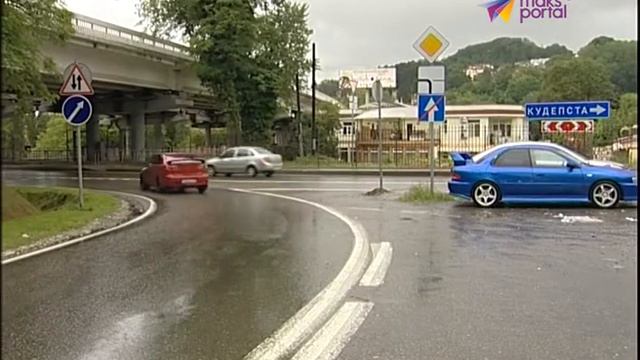 На участке Сухумского шоссе ввели двустороннюю схему движения смотреть онлайн