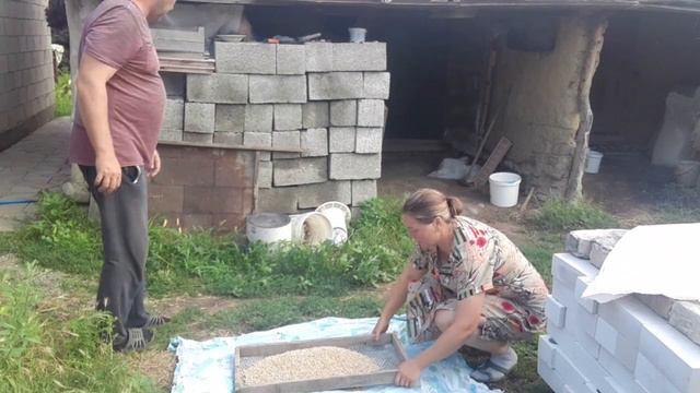 Мусора больше чем урожая. Сколько труда. смотреть онлайн