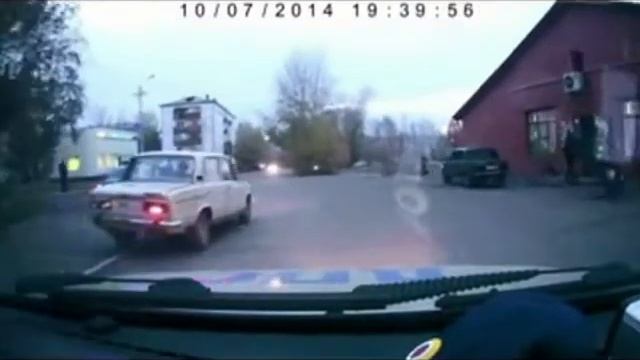 Погоня за пьяным водителем в Братске. Пресс-служба ГУ МВД по Иркутской области. смотреть онлайн