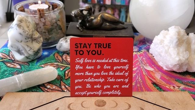 Flip Through & Review Of The Language Of Love Oracle Cards!?❤ смотреть онлайн