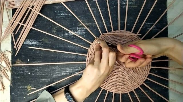 Пюсовый плетёный поднос | Timelapse смотреть онлайн