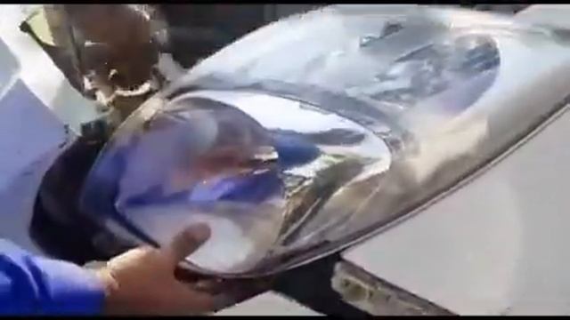 Toyota Vitz Headlights Replacement | How to change new headlights | WWW.AUTOKING.PK смотреть онлайн