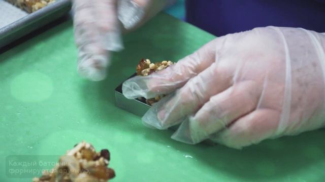 Как готовят БАТОНЧИКИ в Куликовском смотреть онлайн