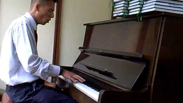 Guns N' Roses - November Rain ( cover) piano e vocal смотреть онлайн