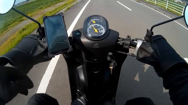 ベンリィ110 フル加速 Honda BENLY ドライブベルト、ウェイトローラー交換前に計測しました。加速性能、最高速、振動、速いのか遅いのか？ смотреть онлайн