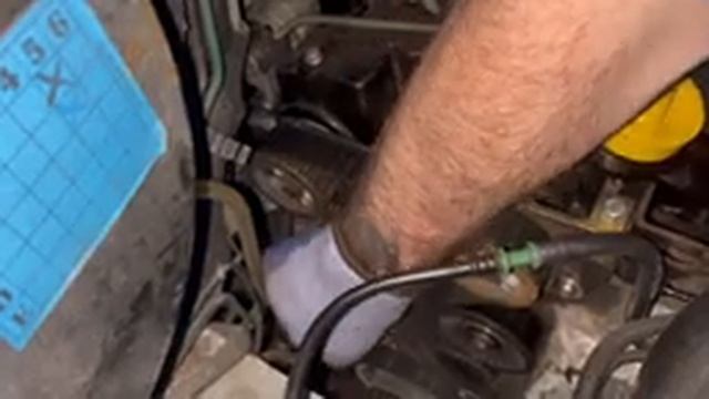 2002 Renault Master 2.2/2.5 timing belt change смотреть онлайн