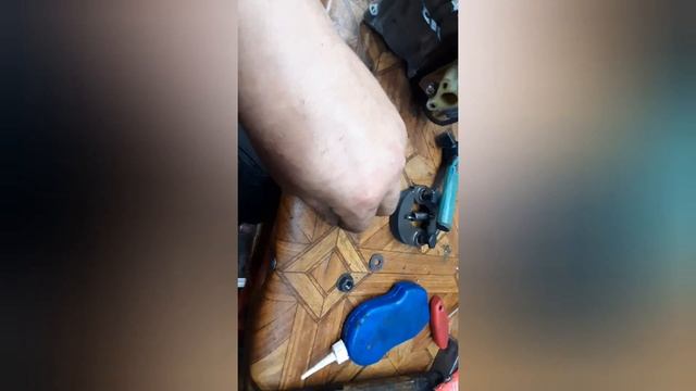 Когда налили много масла в бензин..