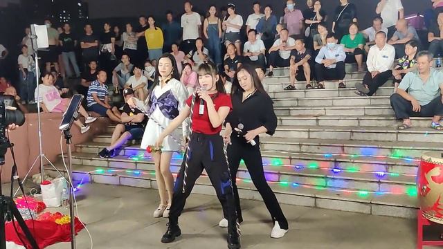 七歌 安顺宝宝 赵丹演唱花姐的《爱的迷魂汤》 смотреть онлайн