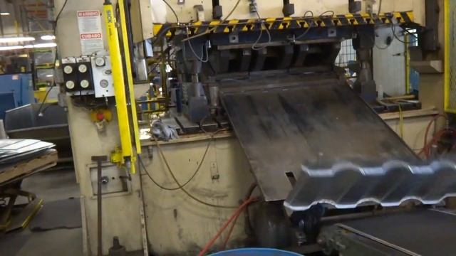 Mechanical Press | SP2 275 Ton | Double Point Straight Side Press Making Steel Roof Tile смотреть онлайн