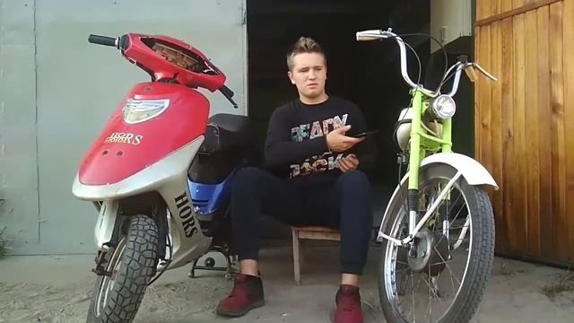 Что лучше купить школьнику мопед или скутер смотреть онлайн