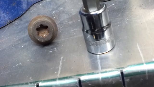 Torx T50 смотреть онлайн