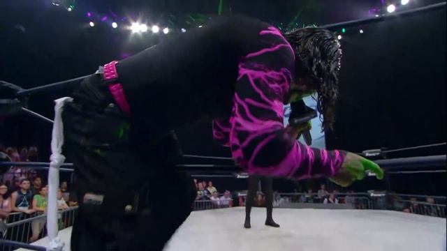 Jeff Hardy confronts... Willow? смотреть онлайн