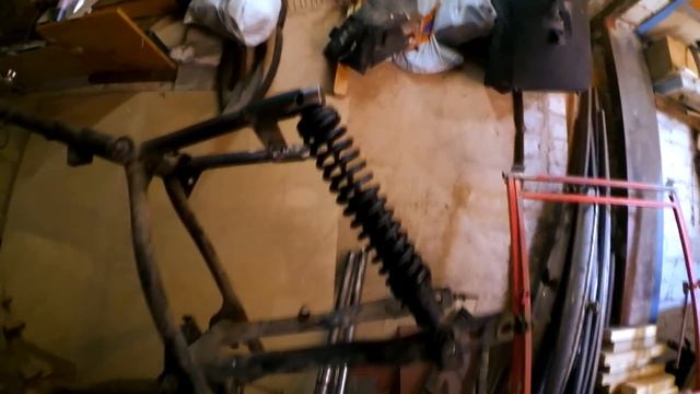 CUSTOM BOBBER ИЖ / ПЕРЕВАРИЛ И ПОКРАСИЛ РАМУ / ДВИГАТЕЛЬ СОБРАН! смотреть онлайн