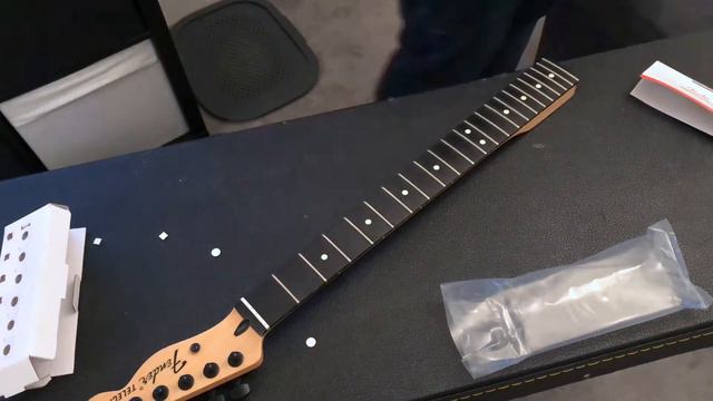 UPGRADING MY FENDER SQUIER JIM ROOT TELECASTER WITH A FENDER NECK! смотреть онлайн