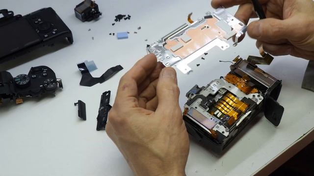 Sony Alpha 7M3 замена затвора смотреть онлайн