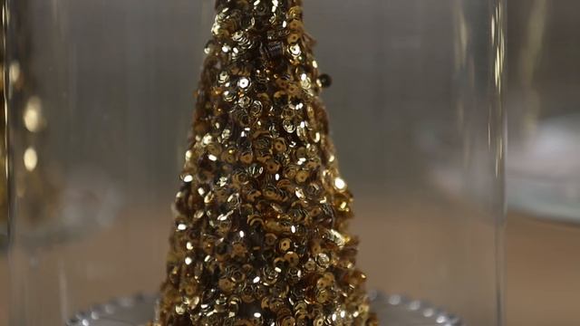 How to Make Sparkling Tabletop Christmas Trees смотреть онлайн
