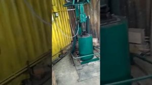 Самодельный кузнечный молот. Обзор.