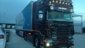Scania R730 VS Actros MP4 Tuning