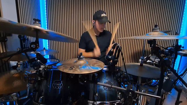 You Give Love A Bad Name - Drum Cover - Bon Jovi смотреть онлайн
