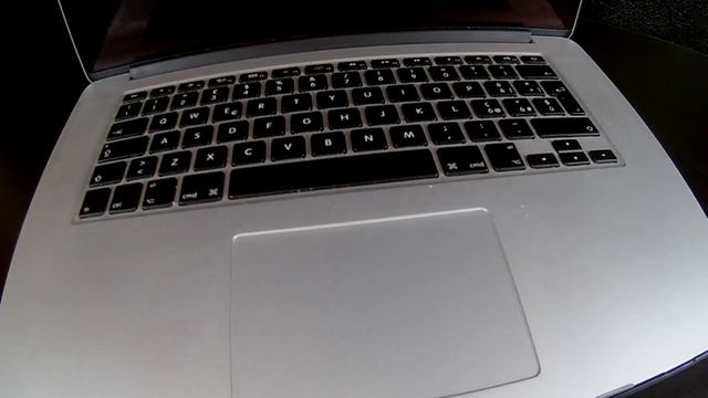 Manutenção Apple - Reset da PRAM do seu Mac (tutorial) смотреть онлайн