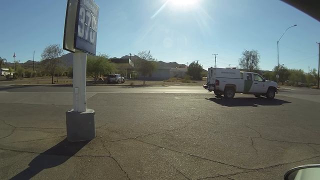 Papers Please - Federal Agent stalks Alien on Circle K sidewalk, Border Patrol investigation, Ajo A смотреть онлайн