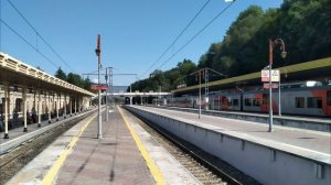 Как объявляют поезда на вокзале Кисловодска.