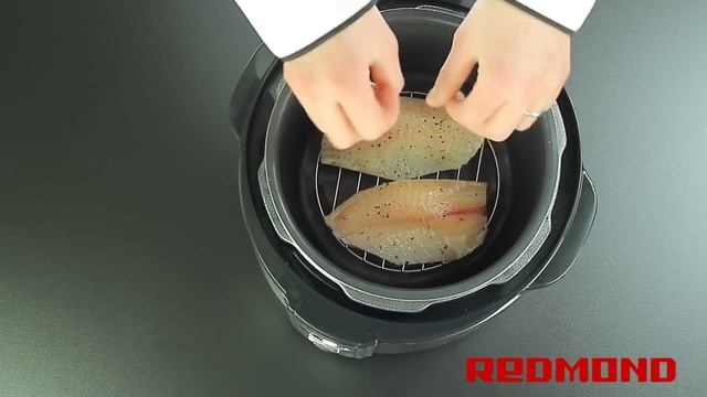 Тиляпия на пару в мультиварке REDMOND M4504. Рецепты для мультиварки смотреть онлайн