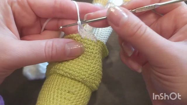 ВЯЖЕМ КУКЛУ В АМИГУРУМИ. ЧАСТЬ 3 (2) [МК] смотреть онлайн
