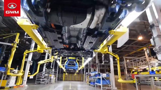 Experience the diversity of #GWM with a video tour through our wonderful factory! смотреть онлайн