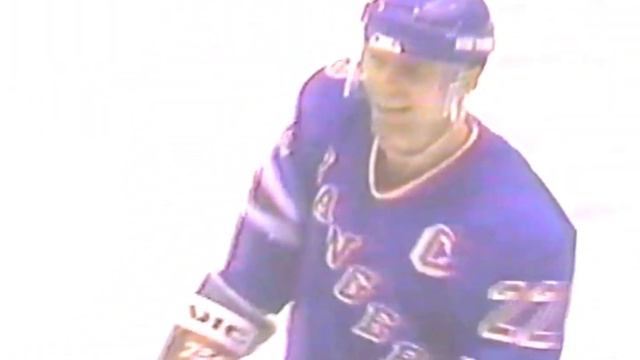 Mike Gartner Pregame Ceremony 12/21/1992 смотреть онлайн