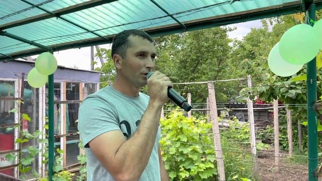 (г. Каменка) Неожиданный сюрприз для прекрасной мамы и жены Аллы в день рождения от детей и мужа! смотреть онлайн