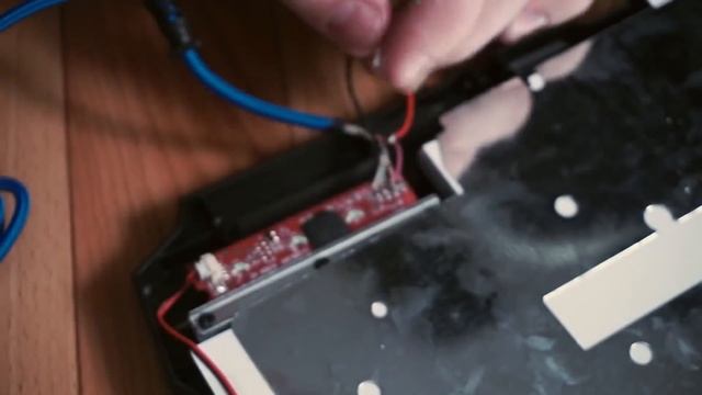 Шпионская клавиатура WiFi Keylogger