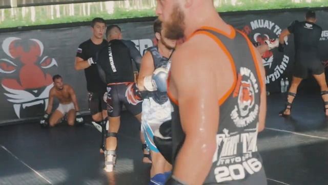 UFC Sparring: Petr Yan, Rafael Fiziev Mark Hunt, Tai Tuivasa
