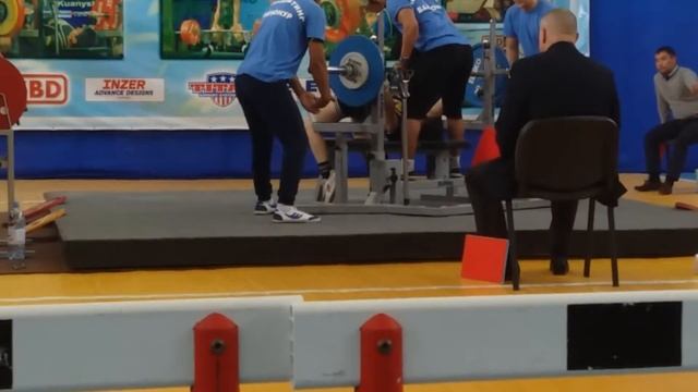 Каримова Диляра.Жим лежа 75 кг.Соревнования ЧРК.г.Байконур. смотреть онлайн