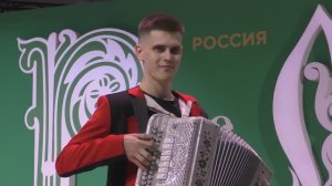 Владислав Шумкин    «Неокумпарсита»
