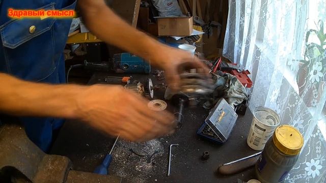 Ремонт болгарки Makita 9069 (замена подшипников) смотреть онлайн