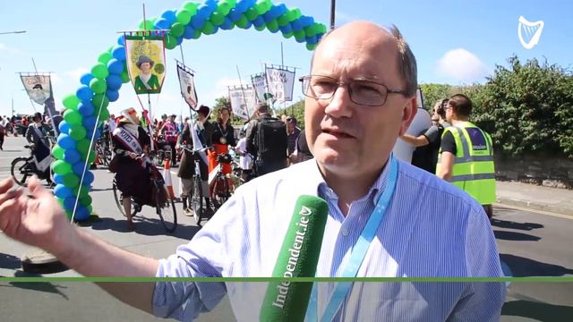 WATCH: Thousands of cyclists take to streets for Dublin Bike Parade смотреть онлайн