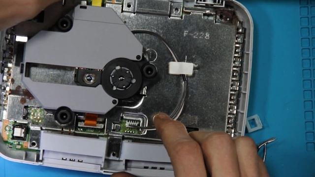 PSOne No Power, Button Fix W/o Replacement, Retro Repair Haul Giveaway.