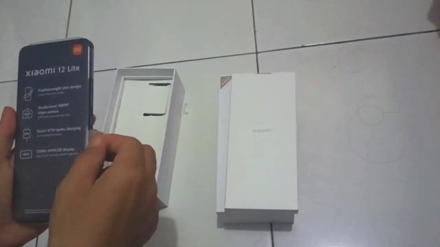 Review Hp Xiaomi 12 Lite 5G Indonesia ll Unboxing Hp 5 Jutaan Dengan Triple Kamera Layar Amoled смотреть онлайн