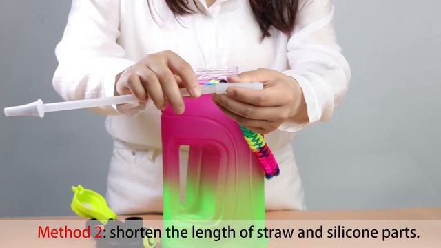 Hawson Large Gallon Water Bottle with Motivational Time Marker, Straw & Handle by Amazon смотреть онлайн
