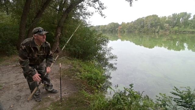 Рыбалка на реке Днепр. Рыбалка на гребном канале смотреть онлайн