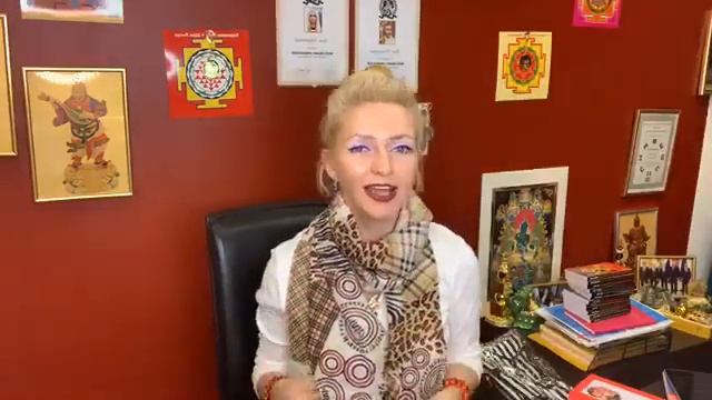 Секретная Мантра от Лиллиан Ту смотреть онлайн