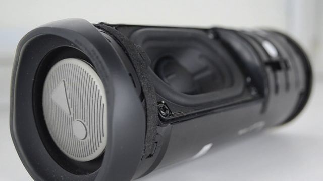 Колонка JBL FLIP 5 LFM 60% Bass Test РЕАКЦИЯ НА ПЕСНИ WAY смотреть онлайн