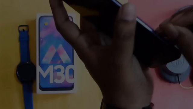 Samsung Galaxy M30 (Triple Cam | Infinity U Amoled | 15k) Unboxing & Hands On Review смотреть онлайн