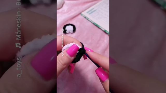 #вязанаяигрушка #вязаниекрючком #вязание #amigurumi #crochet #вяжу #ручнаяработа #амигуруми смотреть онлайн