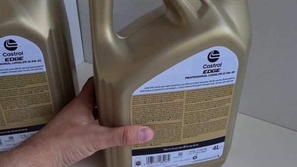 Castrol новый дизайн канистр масла, как она выглядит сейчас?
