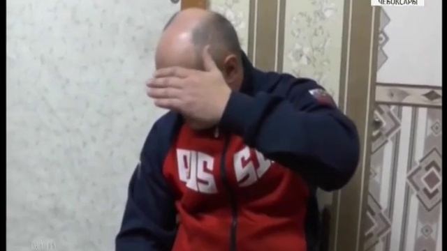 Чебоксарские полицейские задержали подозреваемого в краже драгоценностей смотреть онлайн