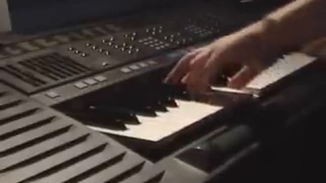 Yamaha PSR-4500 Hi-Fi little demo смотреть онлайн